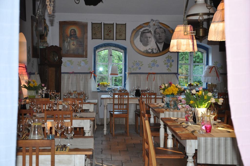 Ostoya Inn & Granary Jasionka Esterno foto