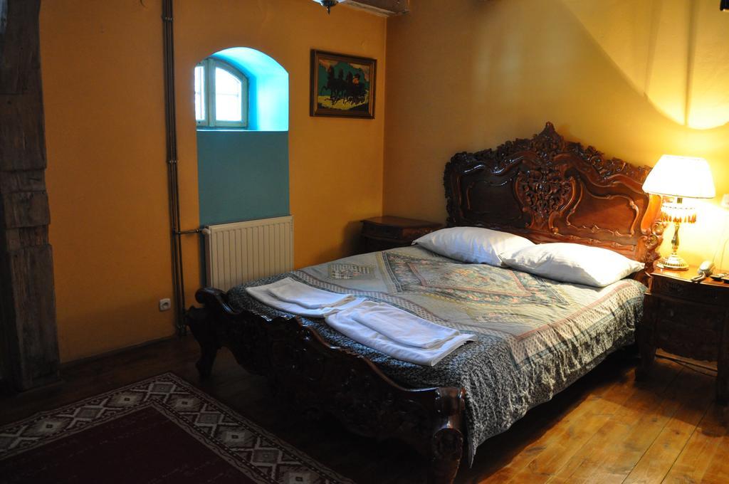 Ostoya Inn & Granary Jasionka Esterno foto