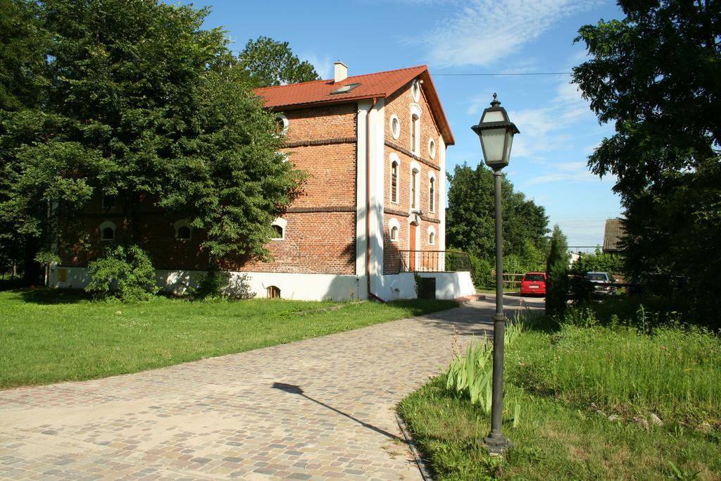 Ostoya Inn & Granary Jasionka Esterno foto